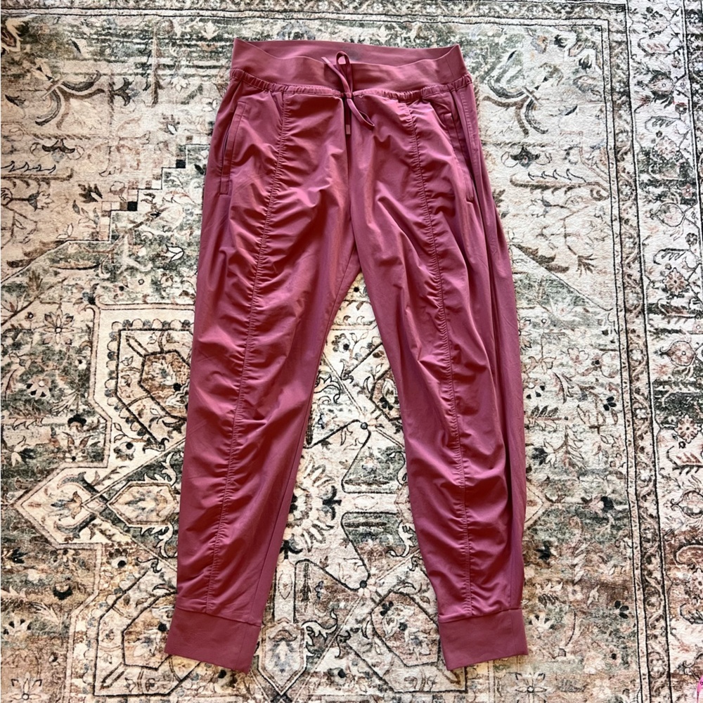 ATHLETA Attitude II Pant- Tawny Rose- Size 14